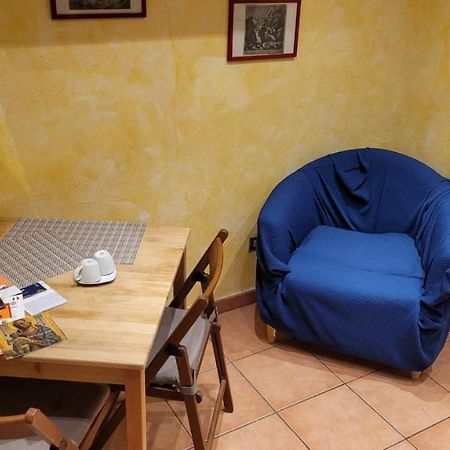 Porta Romana Small Studio Apartment Milano Exterior foto