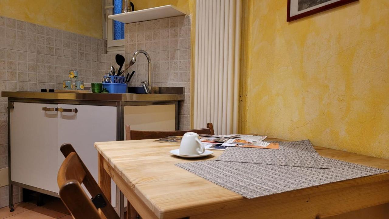 Porta Romana Small Studio Apartment Milano Exterior foto